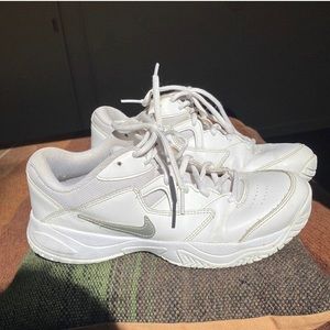 Nike Court Lite 2 Tennis Shoes